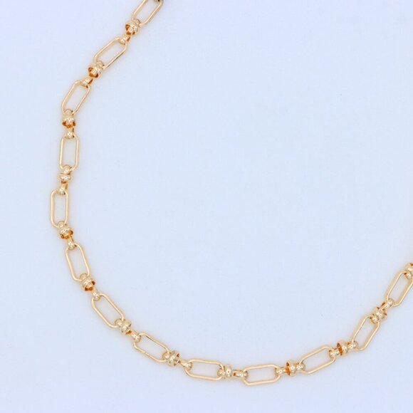 "Minimalist & Elegant Necklace Chain – Perfect for Women & Girls | UNVRC1579 - Picture 5 of 10